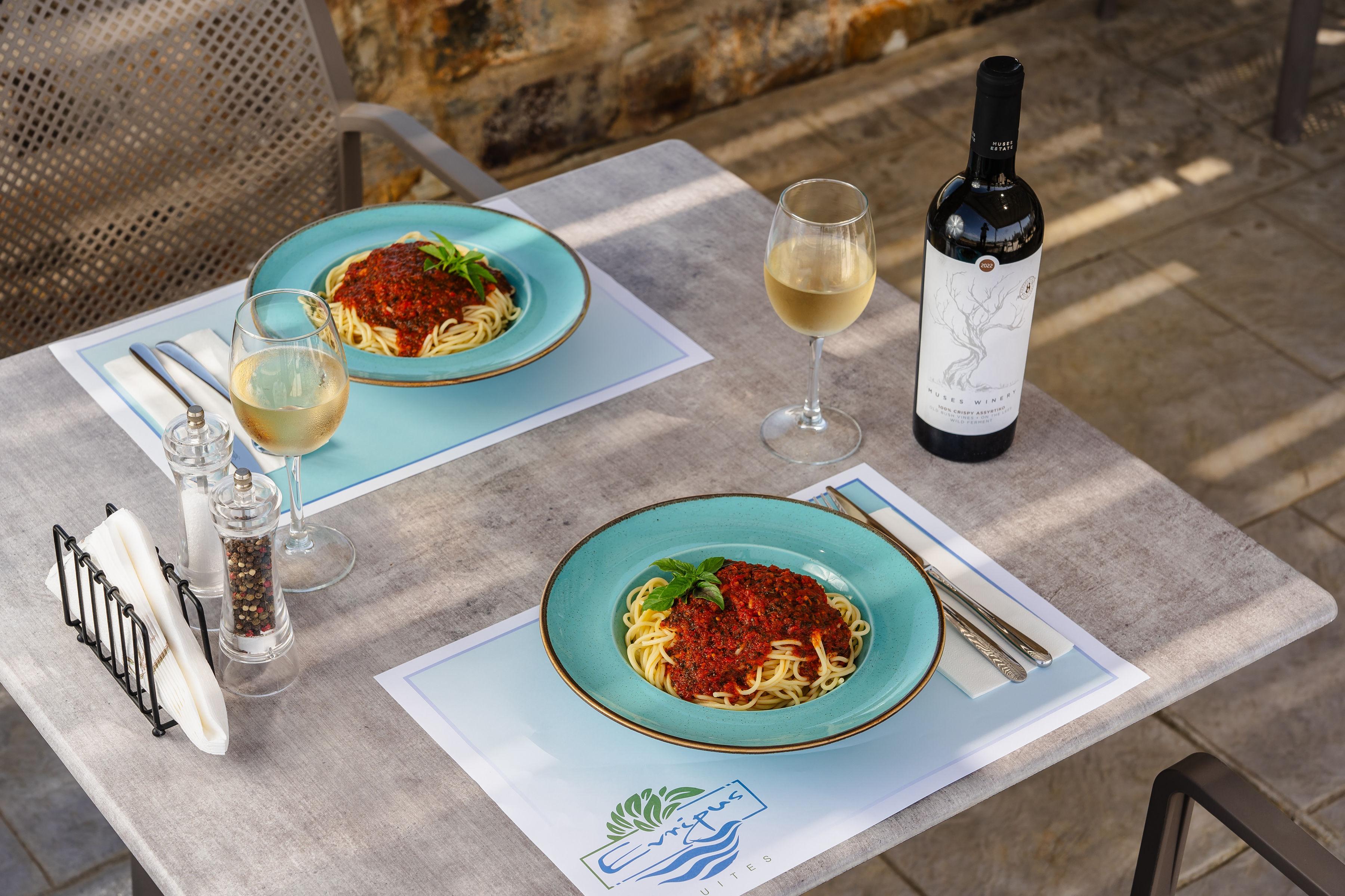 Restaurant Evripus Suites Naxos