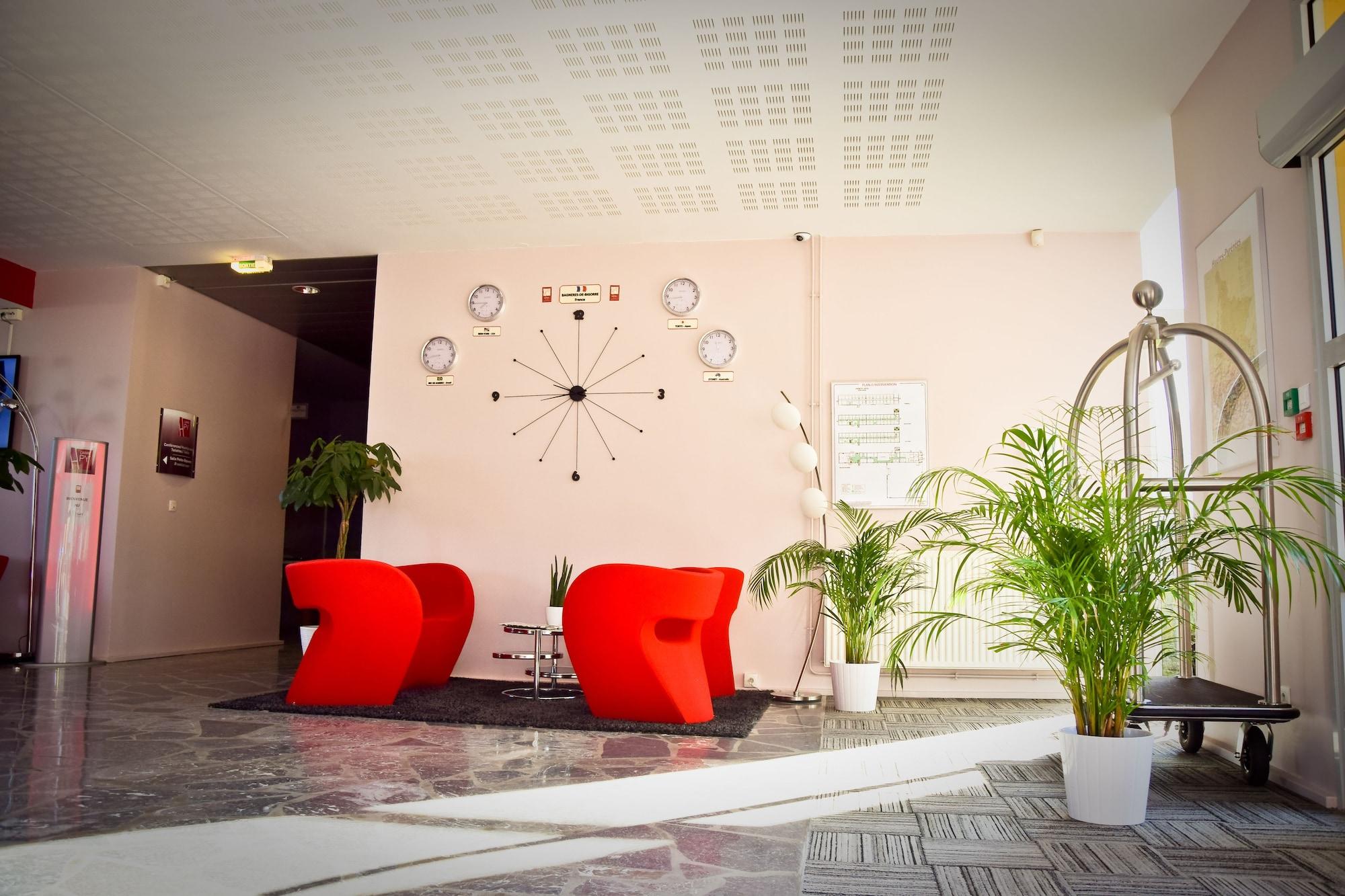 Vista Lobby Carré Py' Hôtel