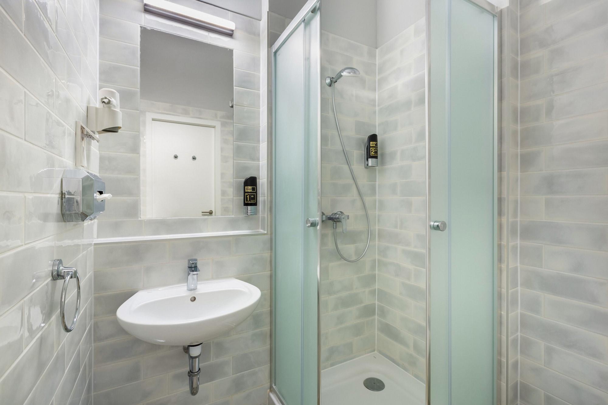 Equipamiento de Habitación a&o Budapest City - Hostel