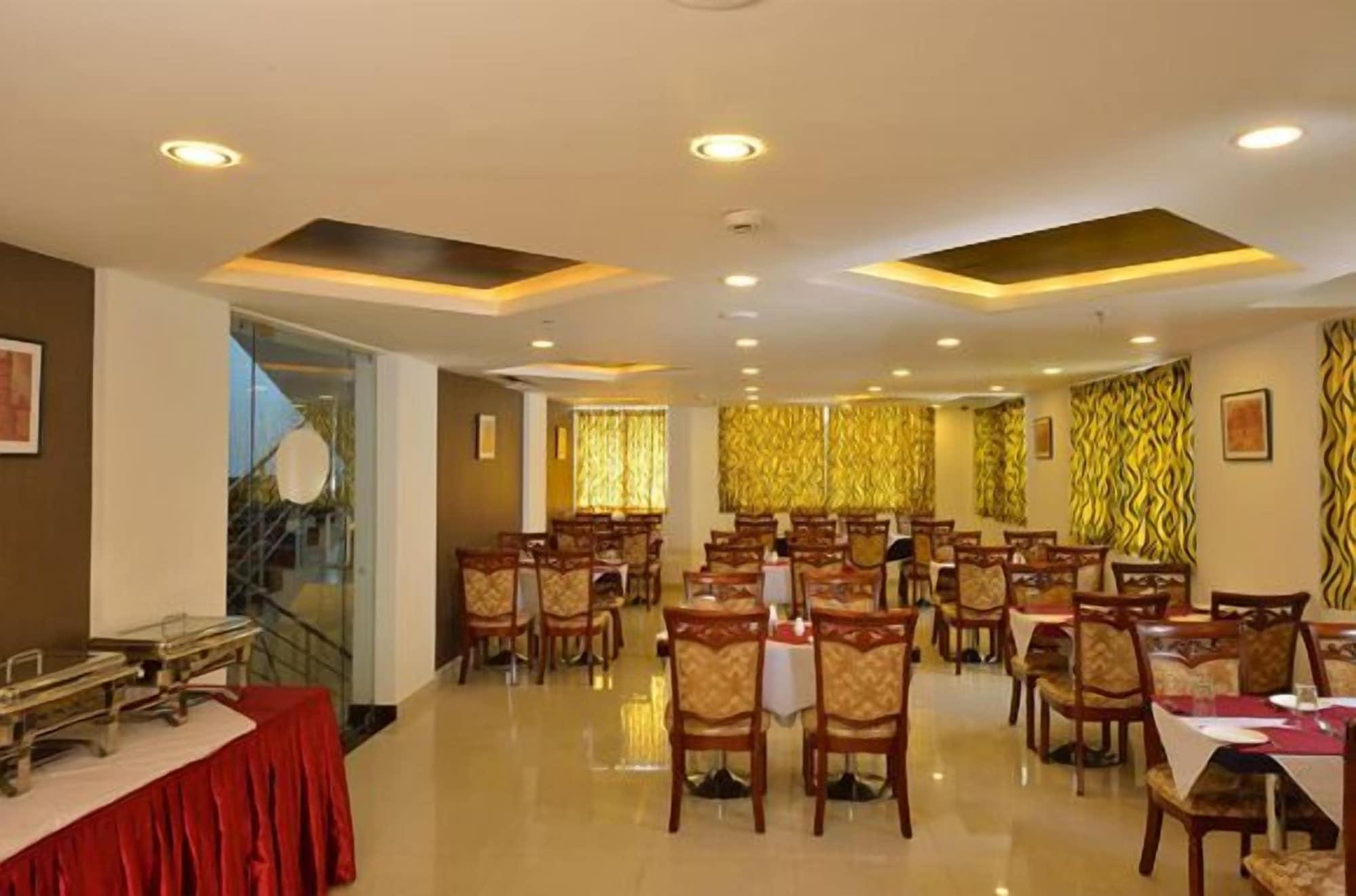 Restaurant Hotel Town Tower