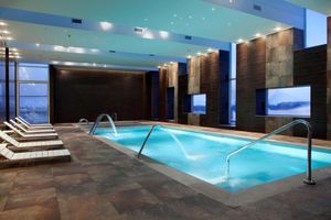 Alojamiento - Hilton Garden Inn Santiago Airport