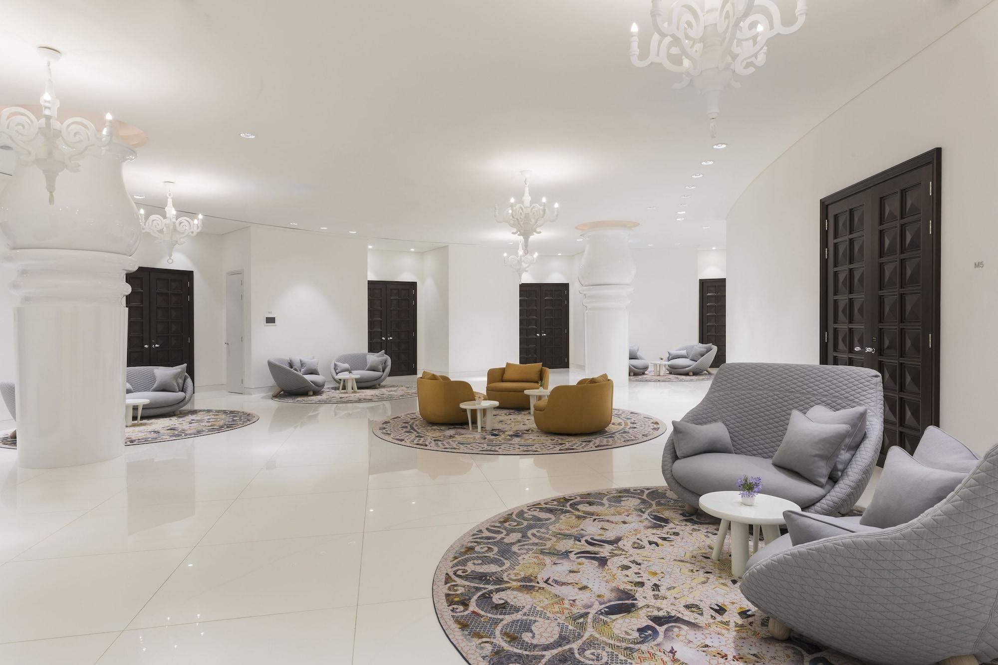 Vista Lobby Mondrian Doha