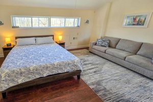 Alquiler Vacacional - Pet-friendly Cabin w/ Dock on Claytor Lake!