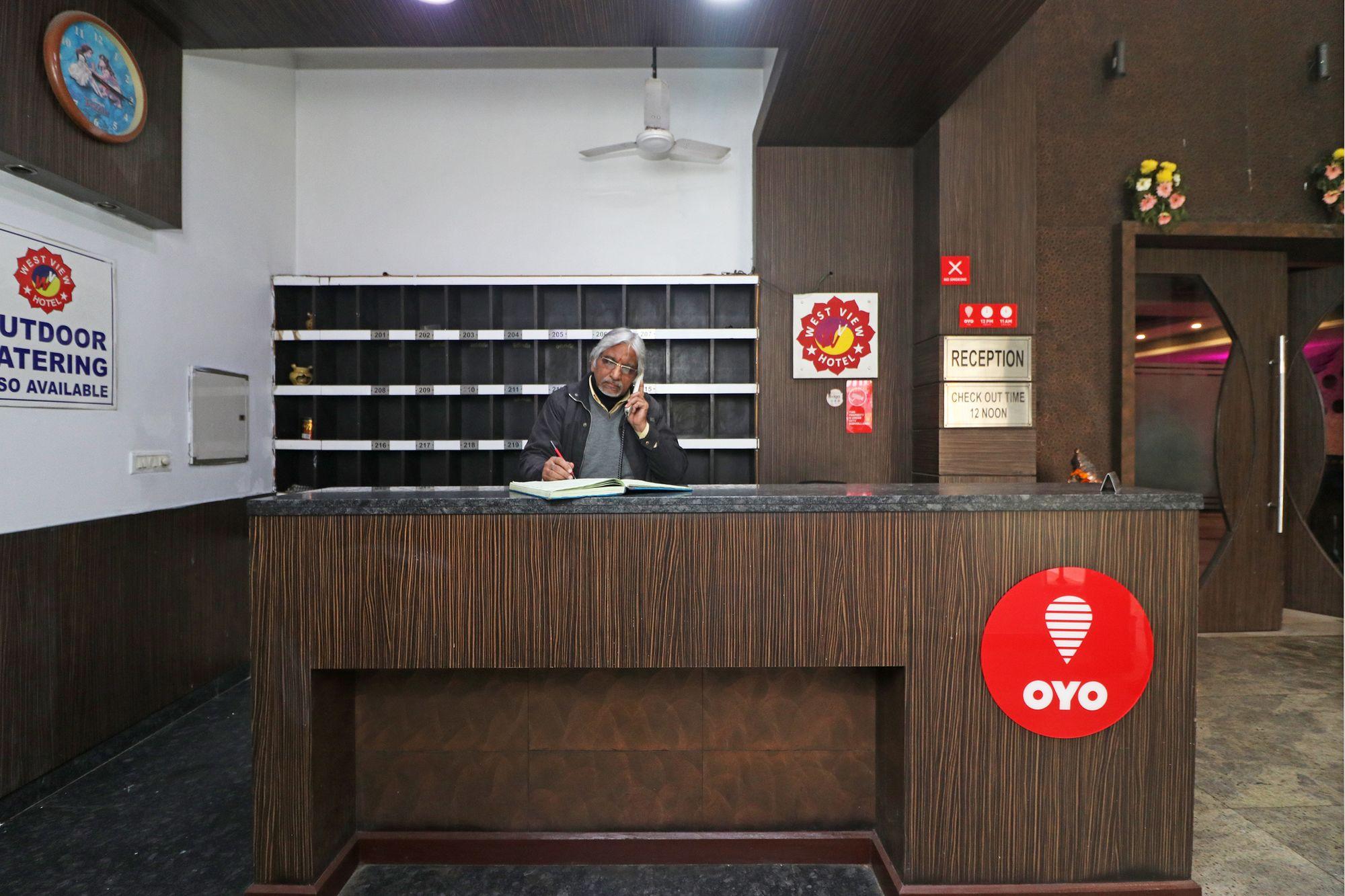 Vista Lobby OYO 10887 Hotel West View