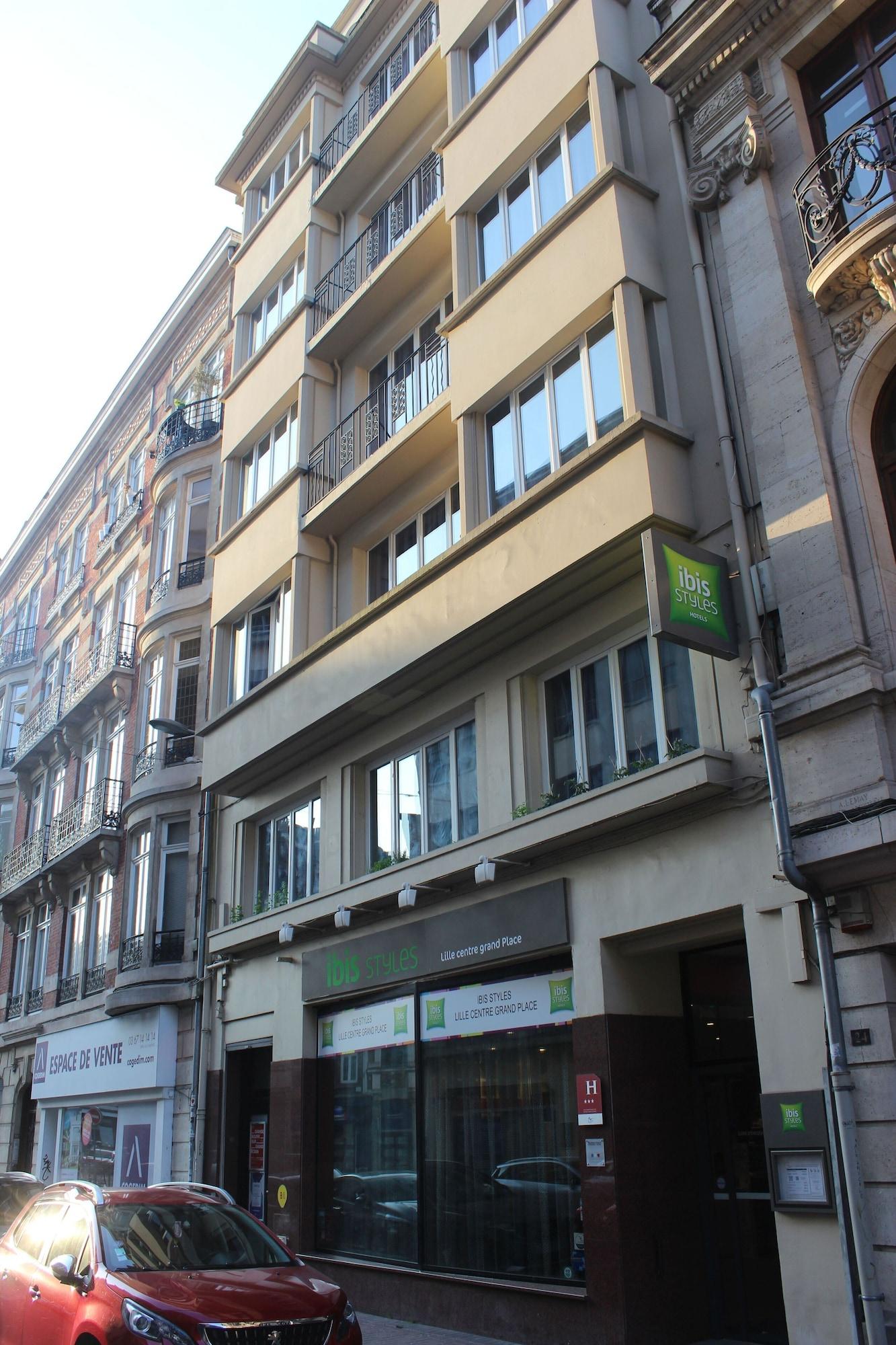 Vista Exterior ibis Styles Lille Centre Grand Place