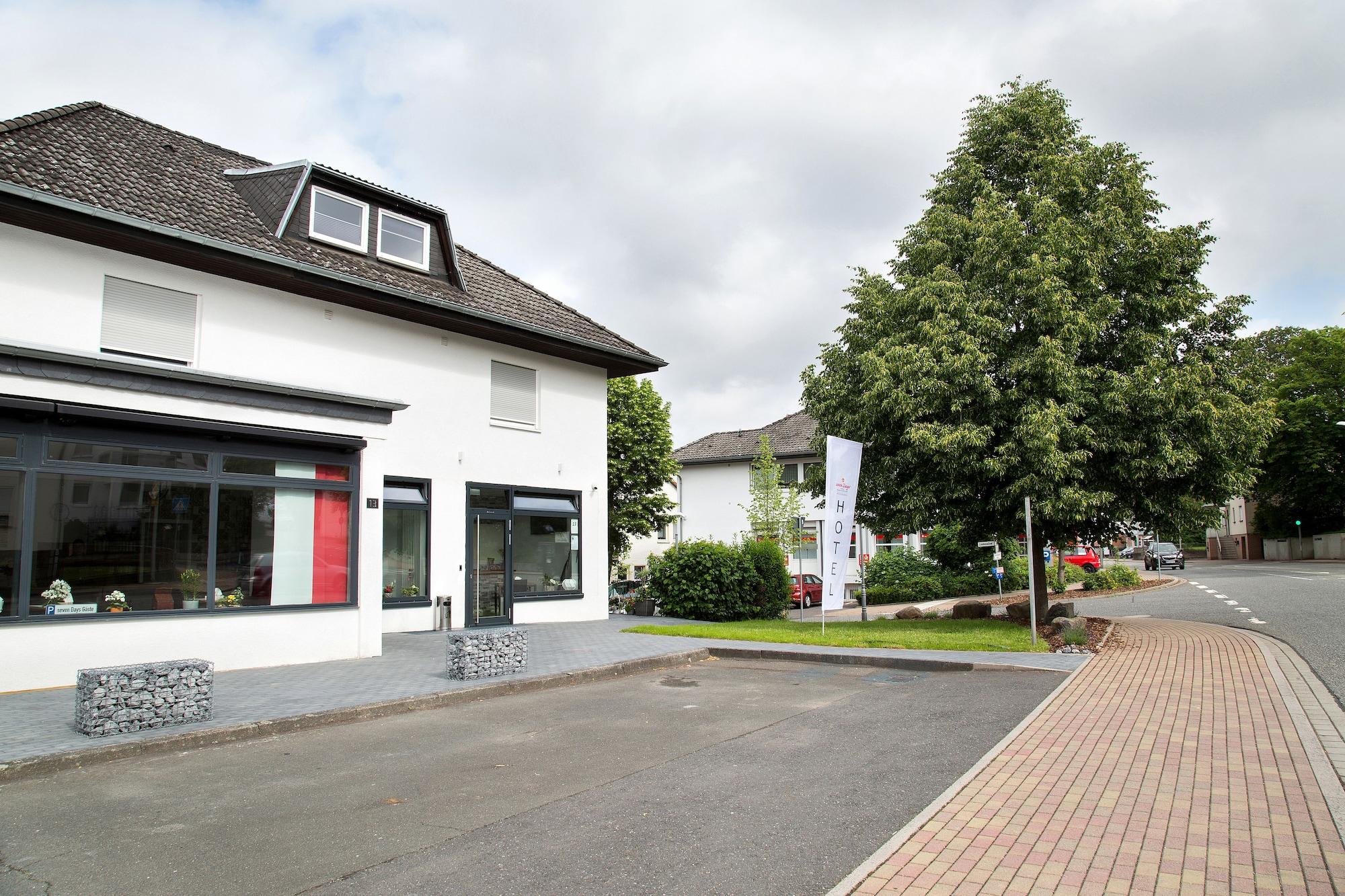Vista Exterior sevenDays Hotel Boardinghouse Kirchheim