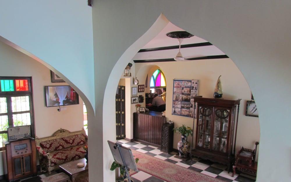 Vista Lobby Tembo House Hotel