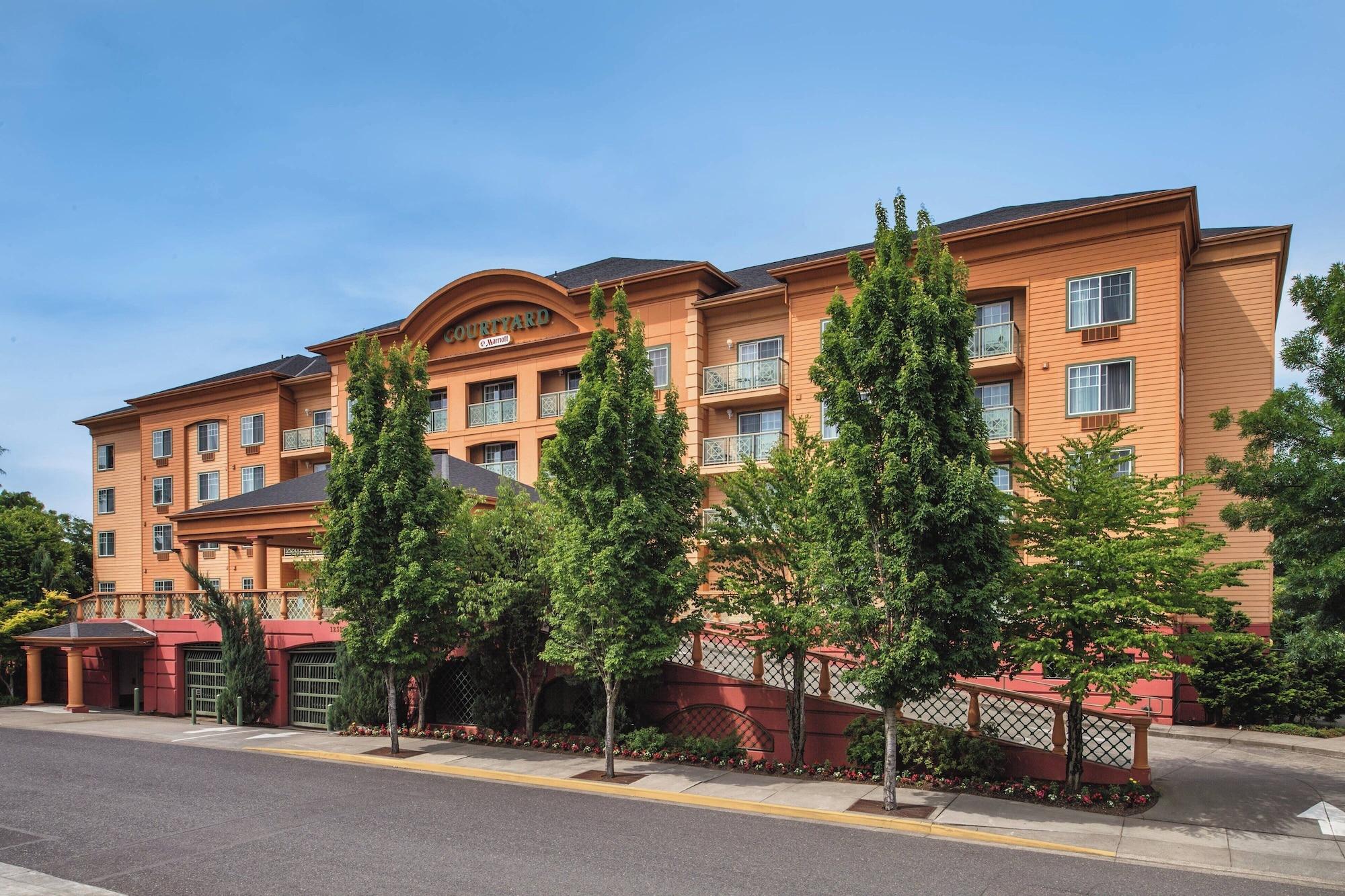 Vista Exterior Courtyard by Marriott Portland North