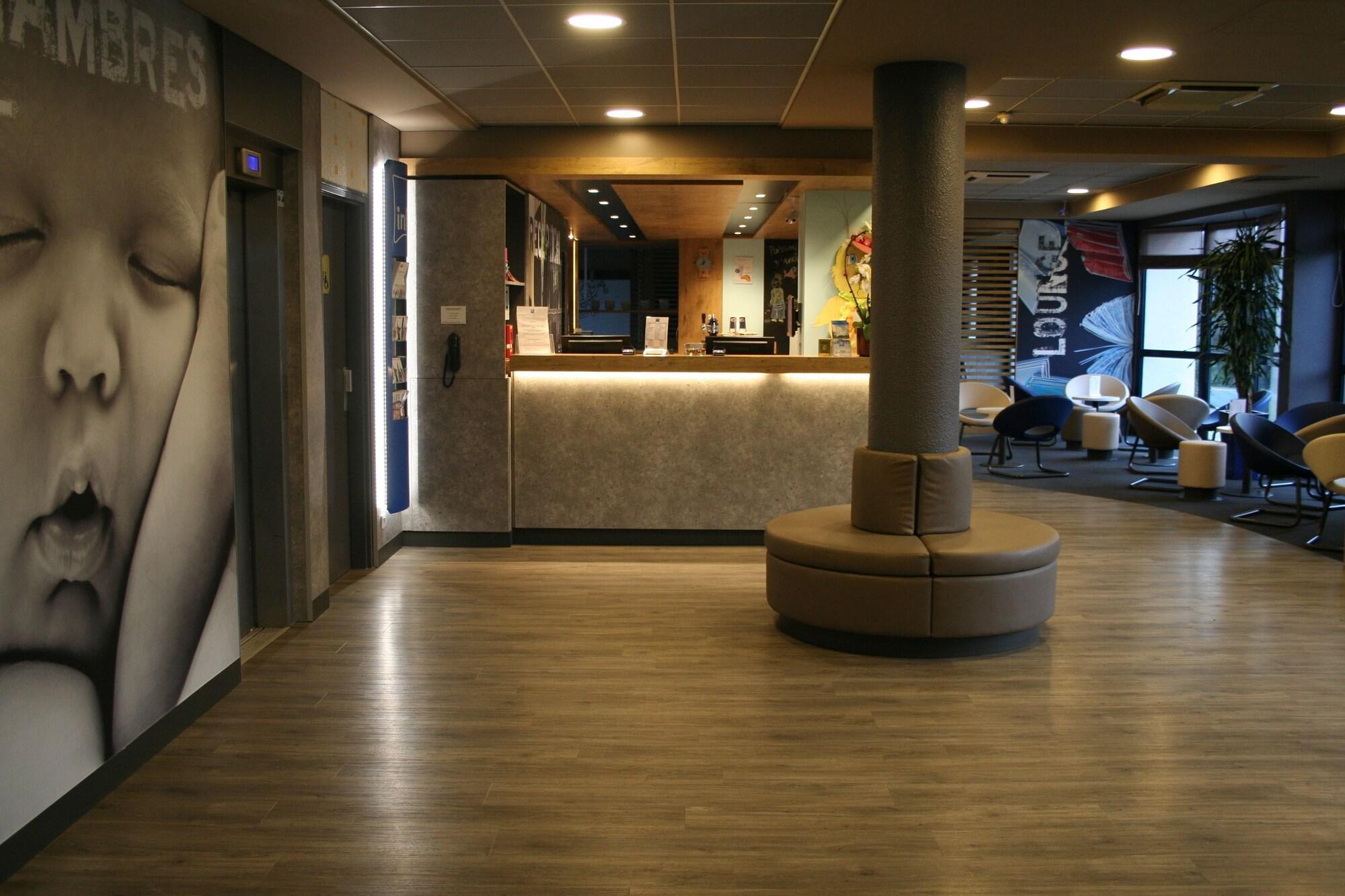 Vista Lobby ibis budget Pontault Combault Marne la Vallée