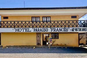 Alojamiento - HOTEL PARAISO FRANCÊS, 700 m da Praia do Francês, pet friendly