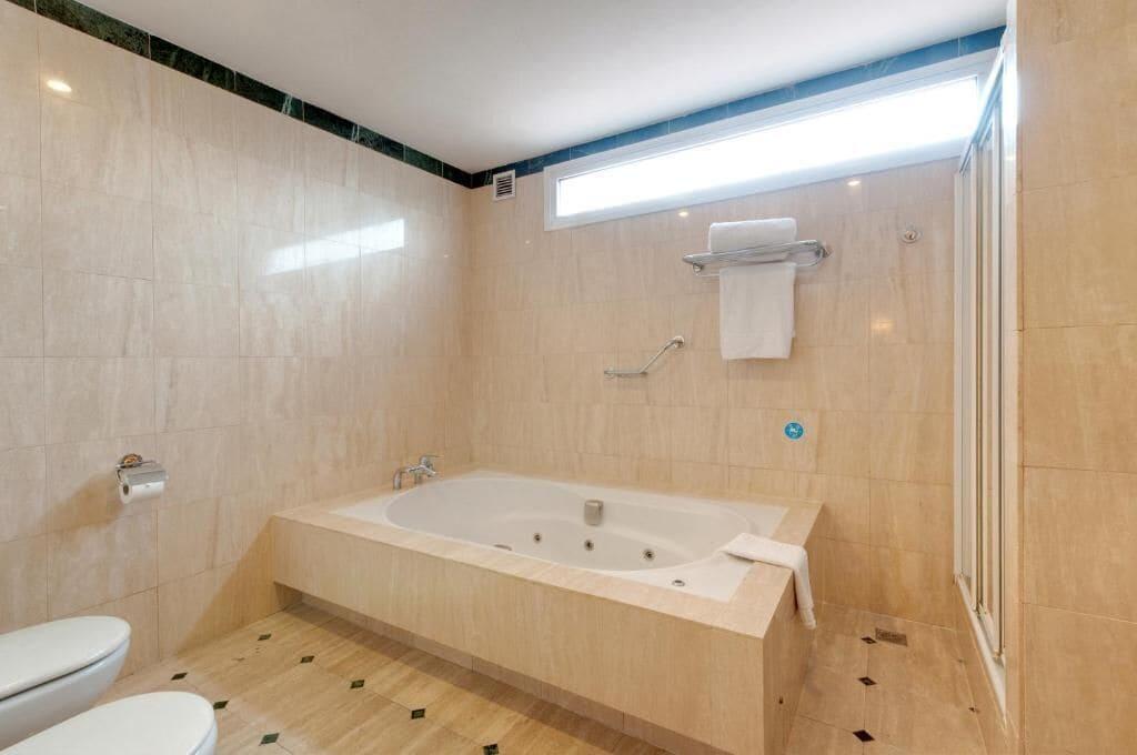 Equipamiento de Habitación Gran Hotel Los Ángeles