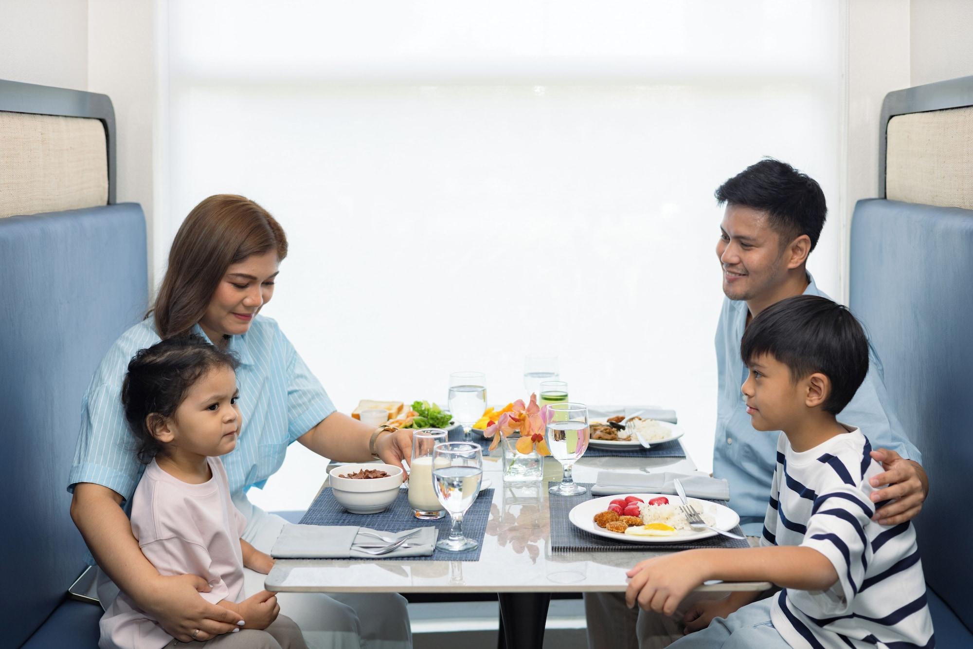 Restaurant Microtel by Wyndham General Santos