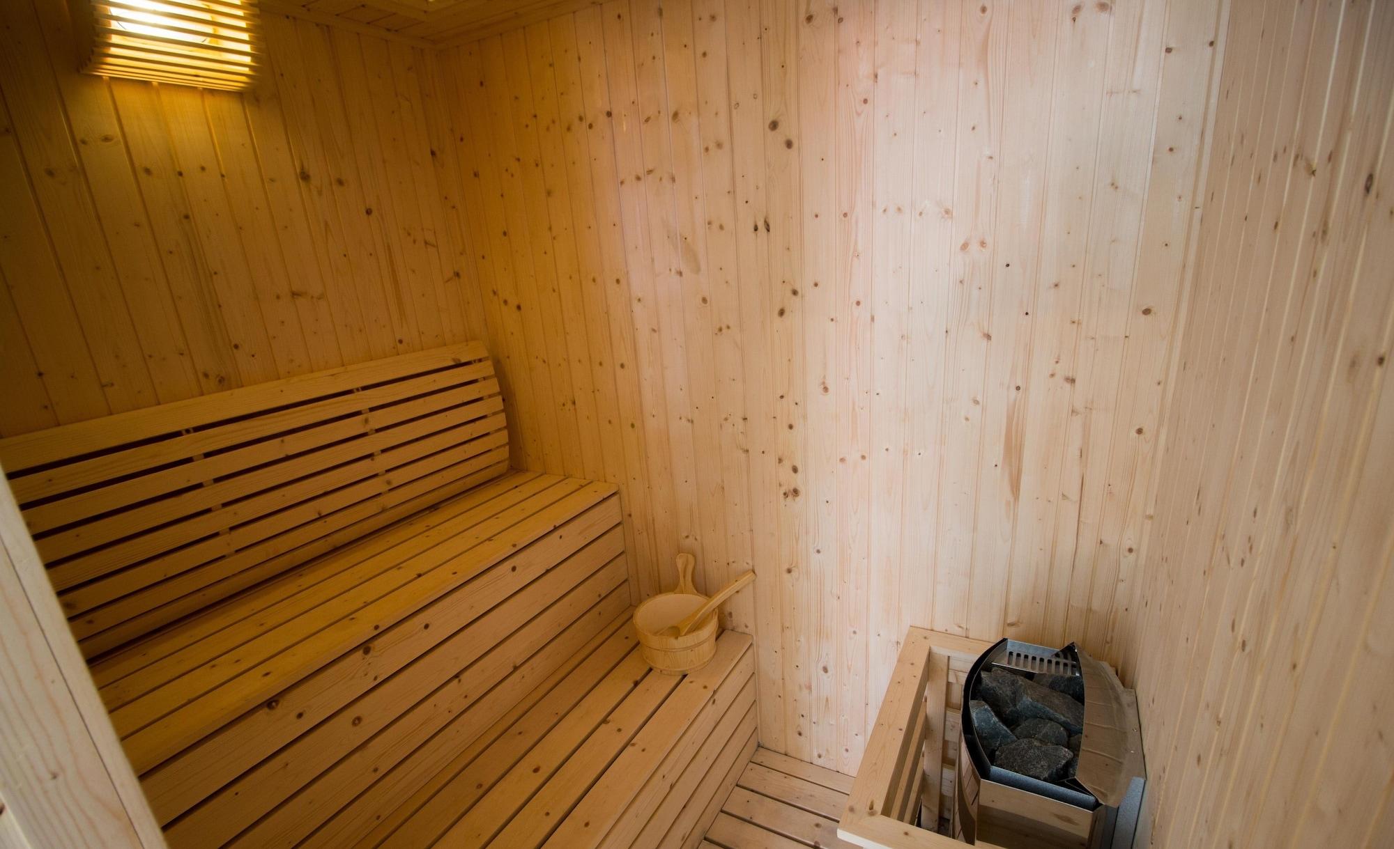 Spa Tropical Villa Service Suite