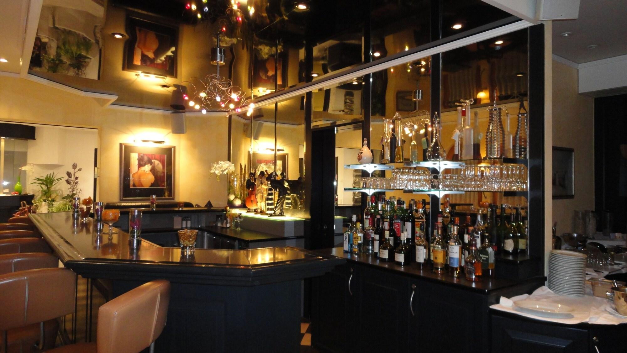 Bar/Salón Hotel Hofbalzers