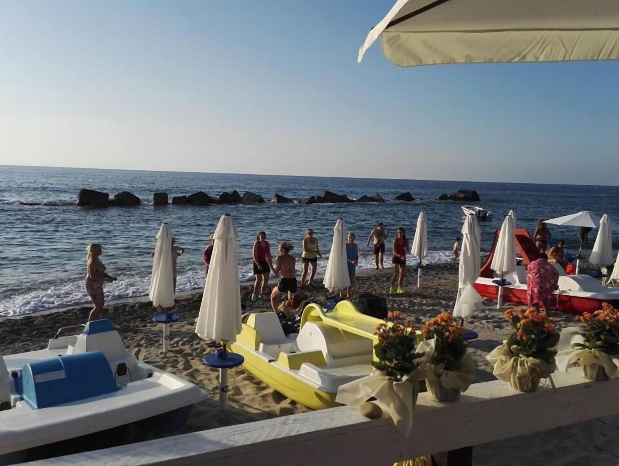 Playa B&B Rometta Beach
