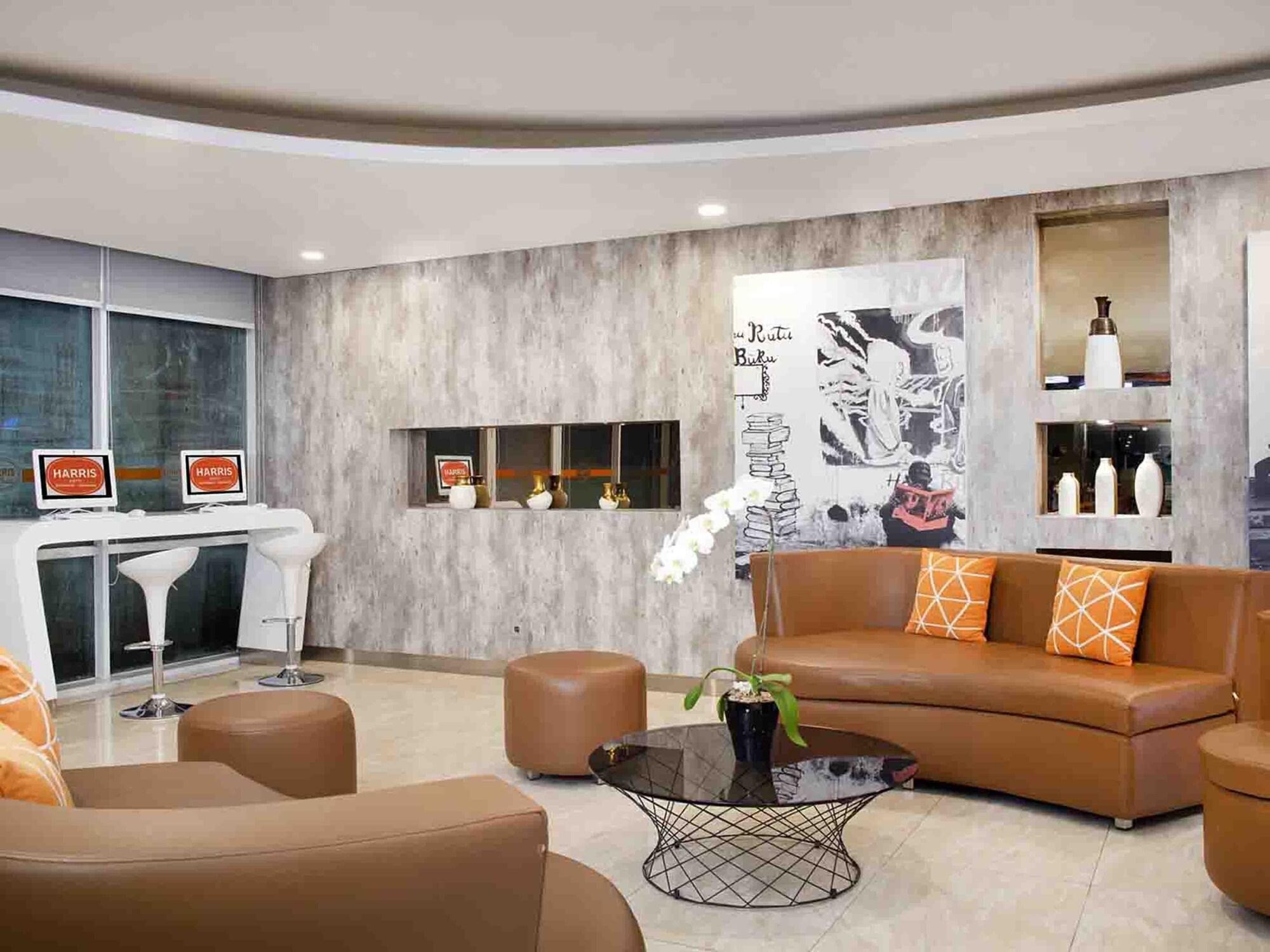 Vista Lobby HARRIS Hotel Sentraland Semarang