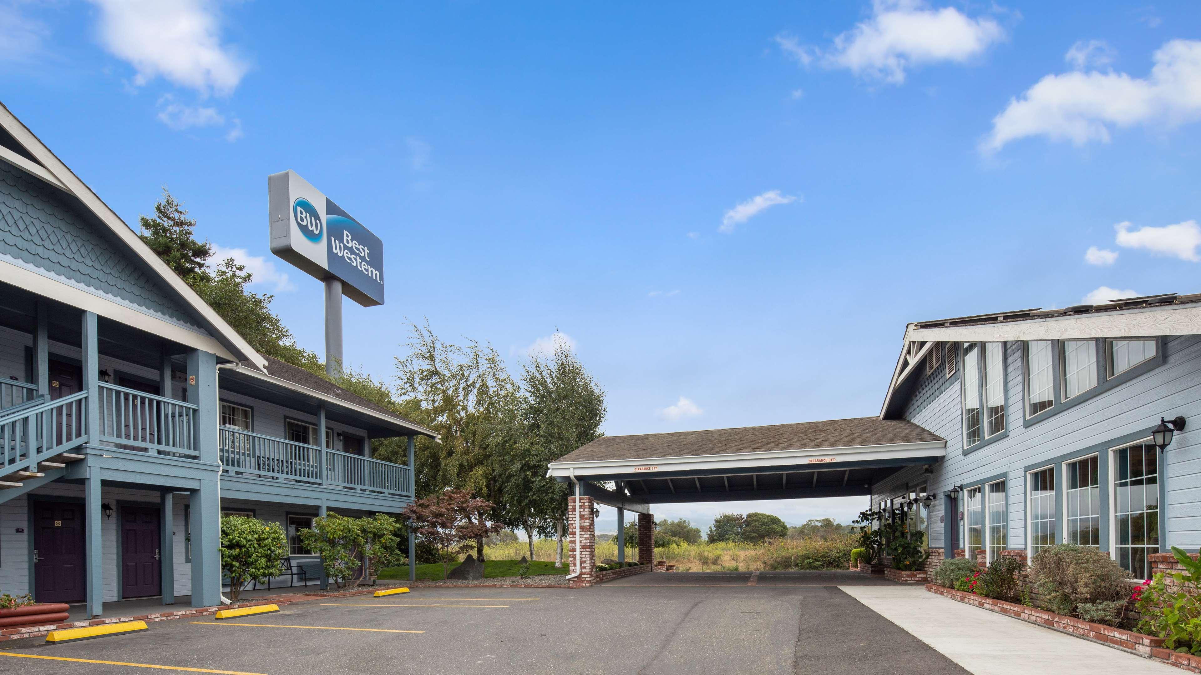 Vista Exterior Best Western Country Inn