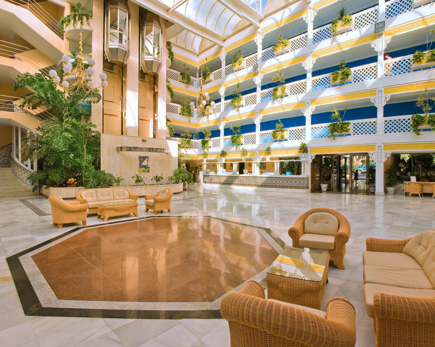 Vista Lobby Playavera