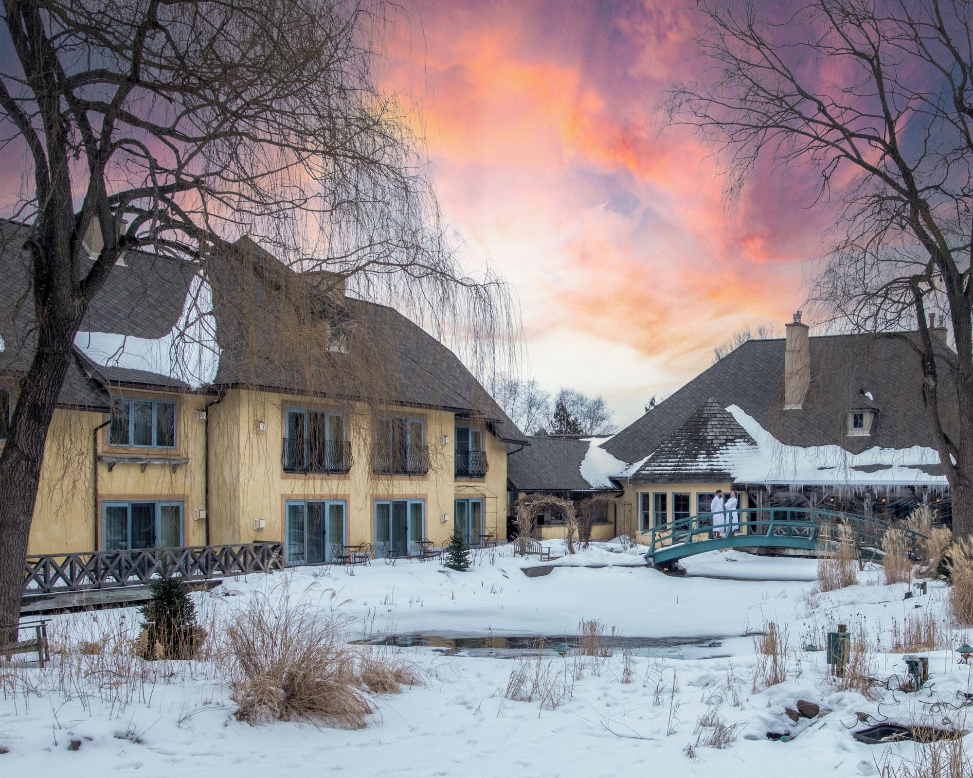 Vista Exterior Mirbeau Inn and Spa