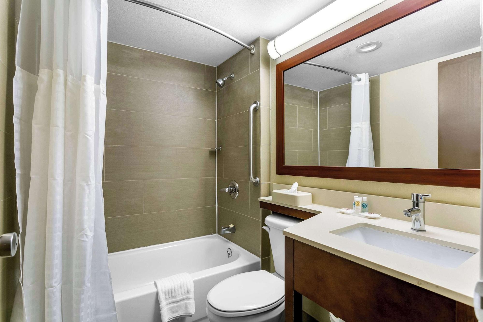Habitación Comfort Inn Red Horse Frederick