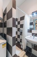 Alquiler Vacacional - Spacious 3-bedroom apartment with AC, WiFi, Balcony, Central