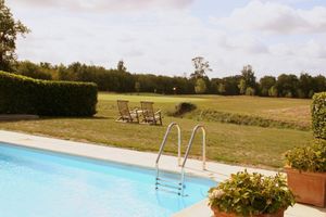 Renta temporal - Villa in France With Private Pool