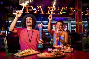 Actividad - Frog's Pass: Comida Mexicana & Fiesta