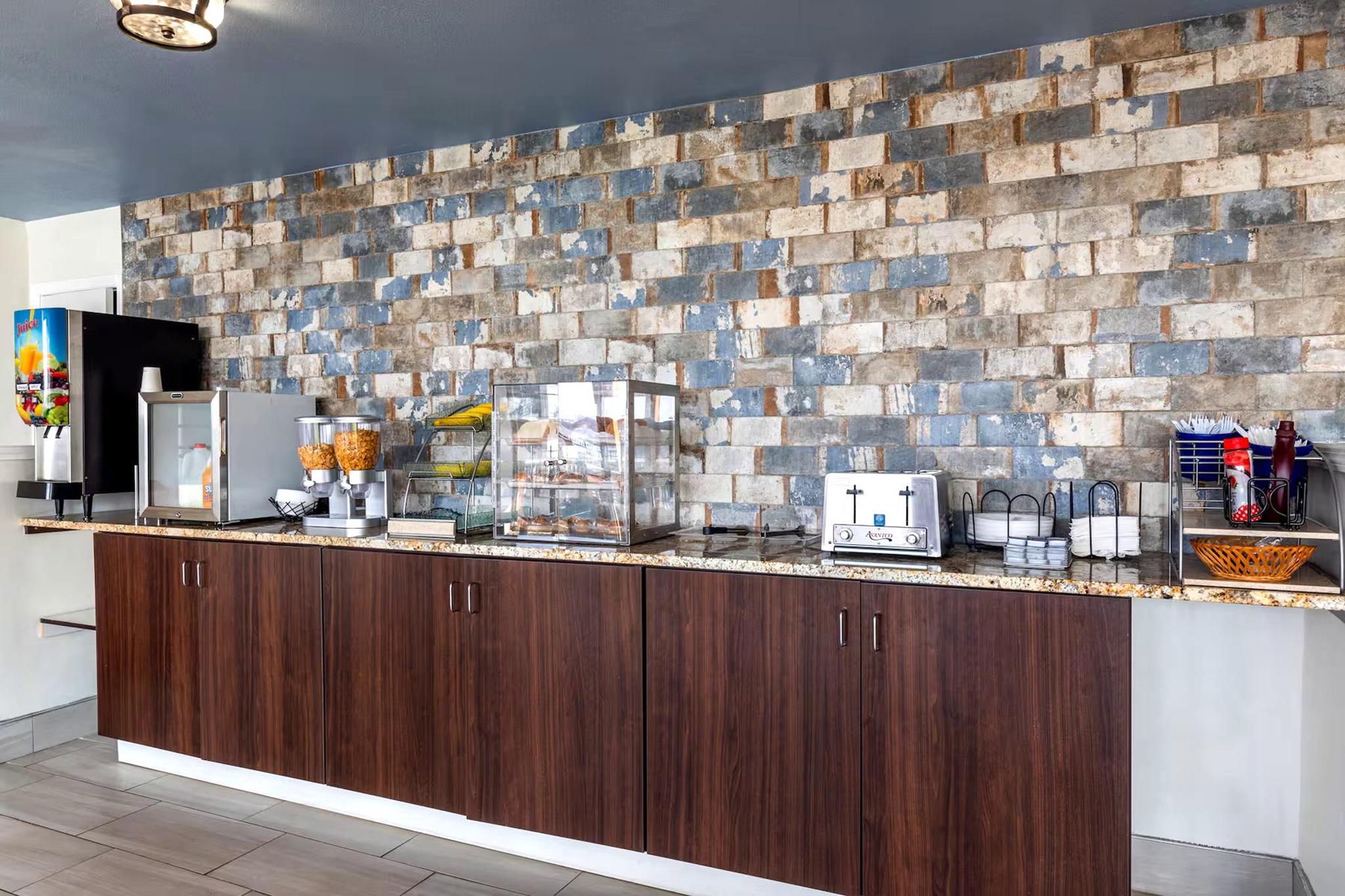 Restaurant Super 8 By Wyndham Riverside Al