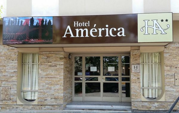 Hotel América