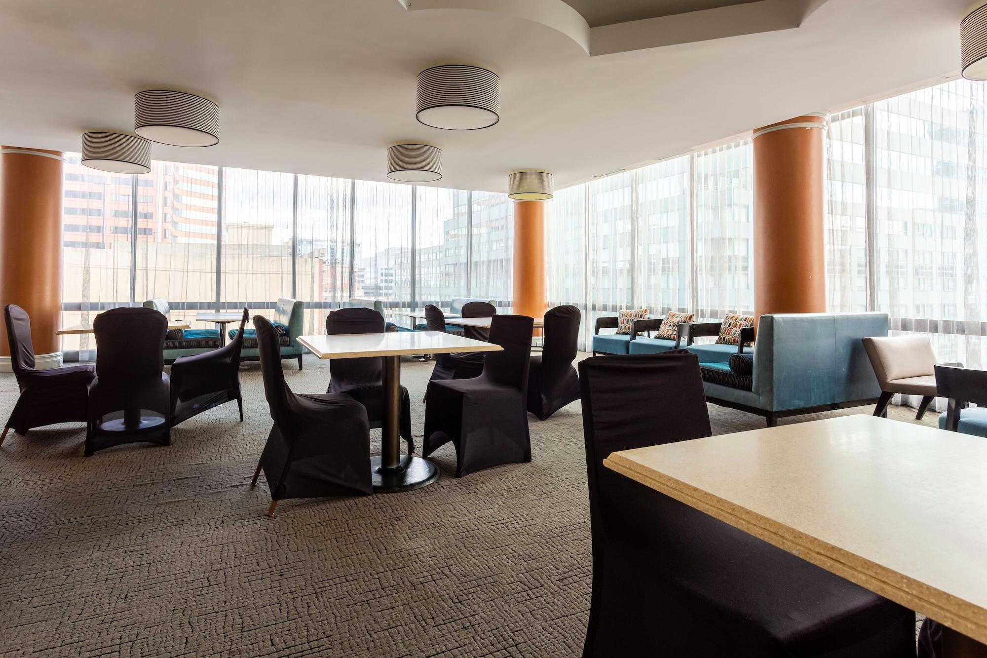 Restaurant Comfort Inn & Suites Baltimore Inner Harbor