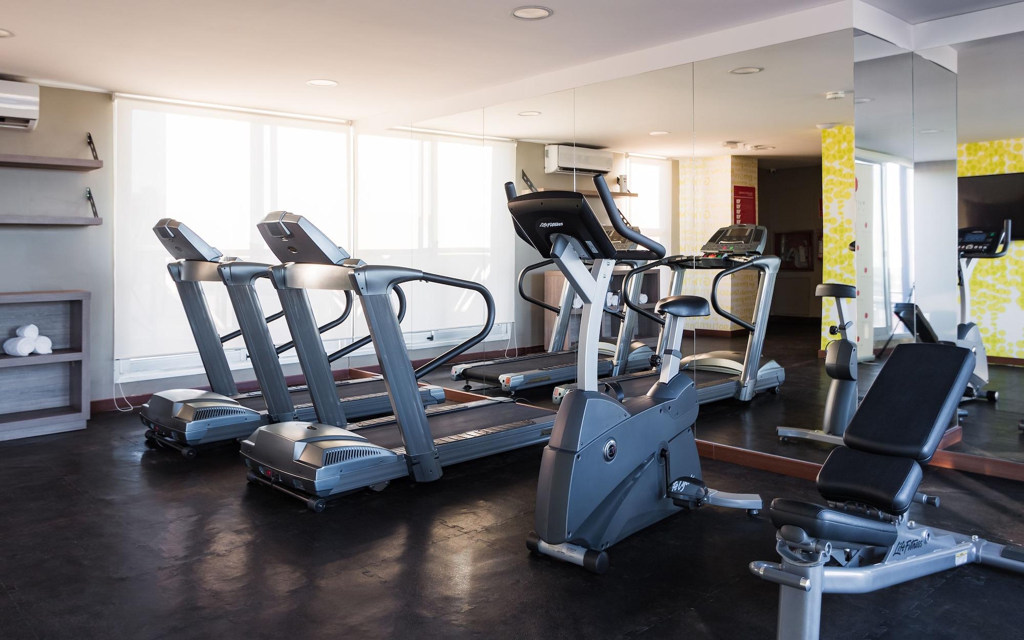 Gimnasio Frontier Hotel Rivera
