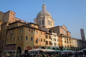 Alojamiento - B&B HOTEL Mantova Cristallo
