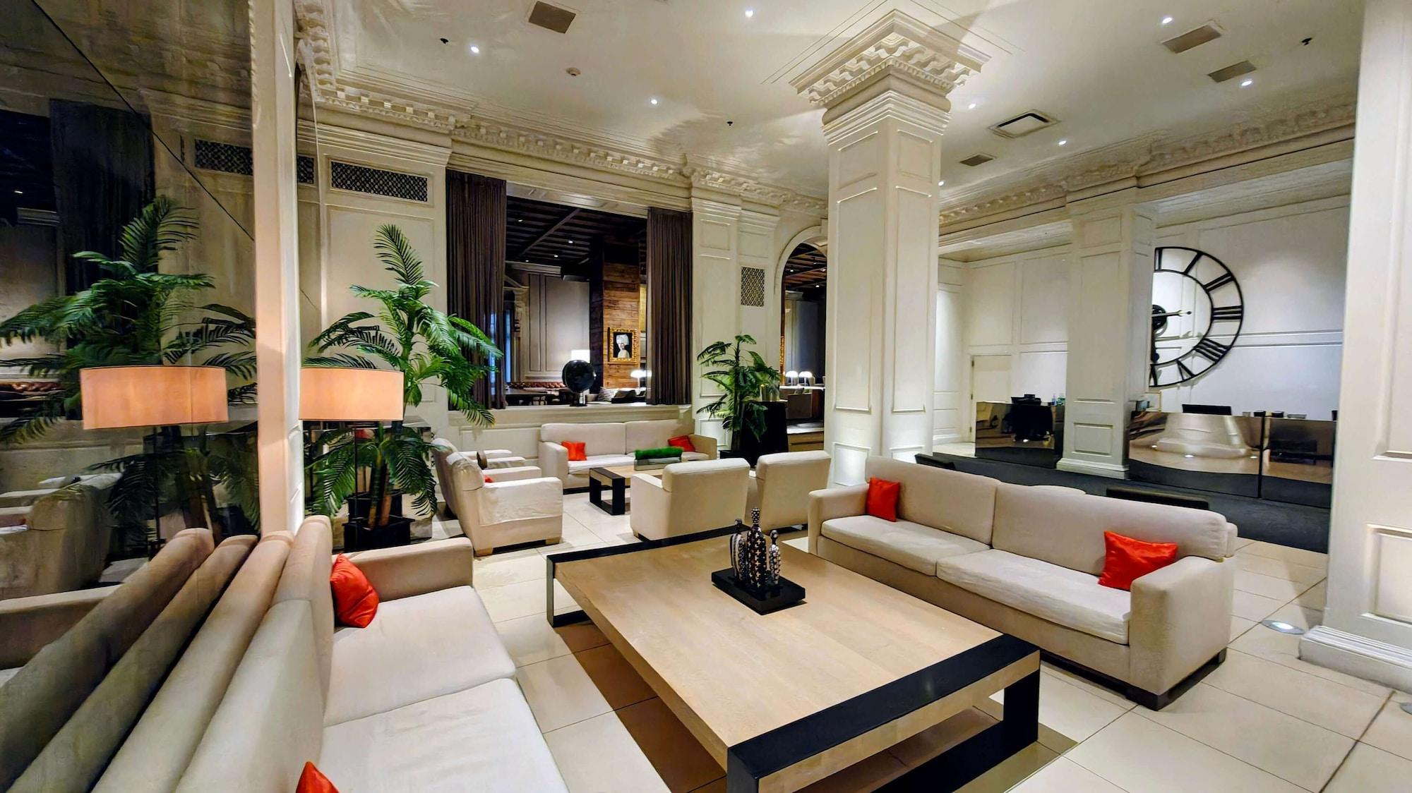 Vista Lobby The Chicago Hotel Collection Ambassador Gold Coast