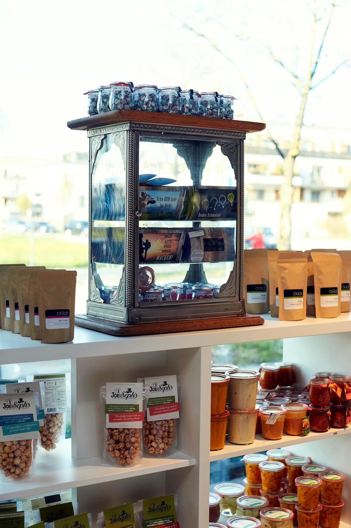 Vista Lobby Soulmade