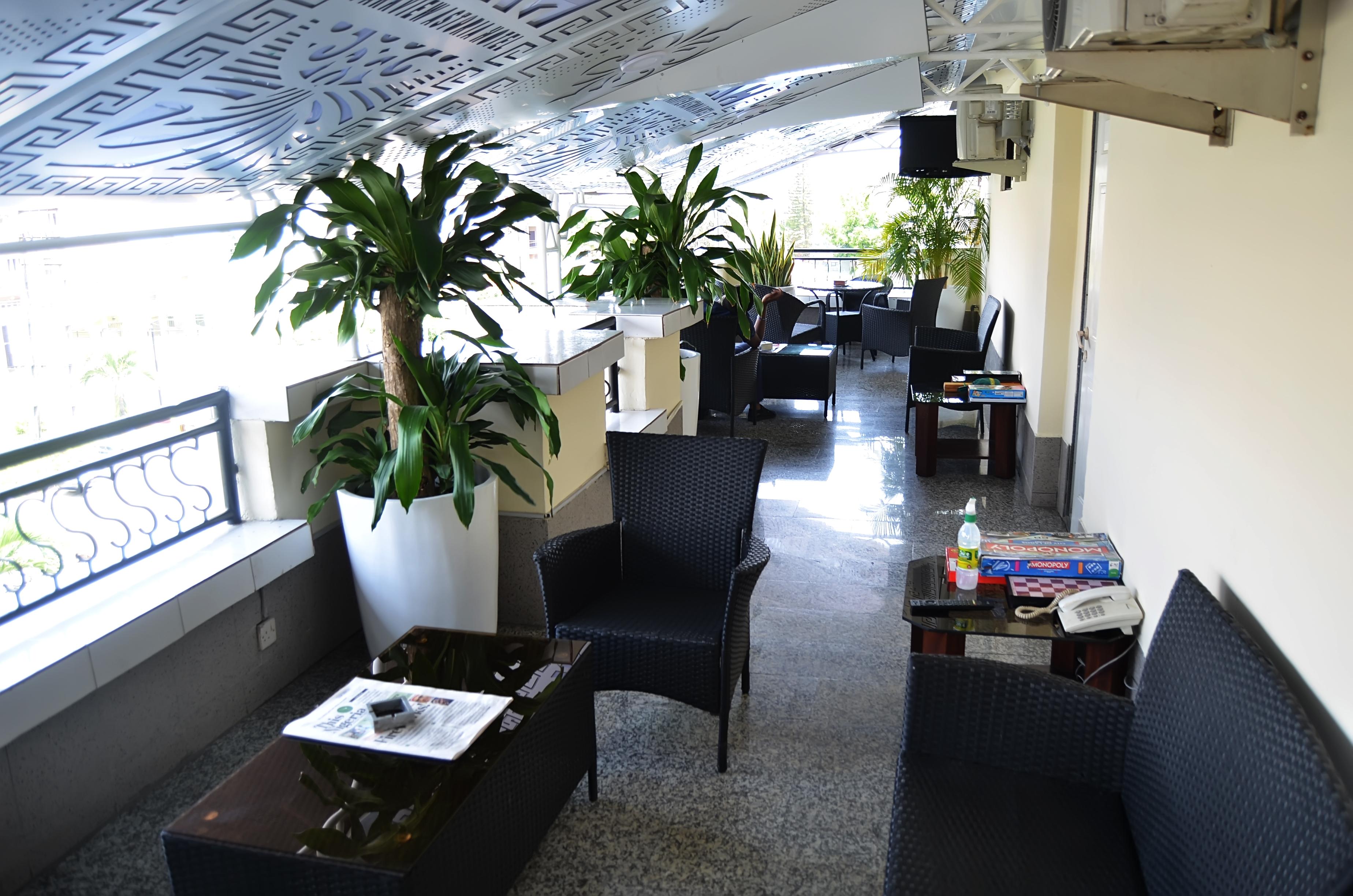 Varios Parkview Astoria Hotel