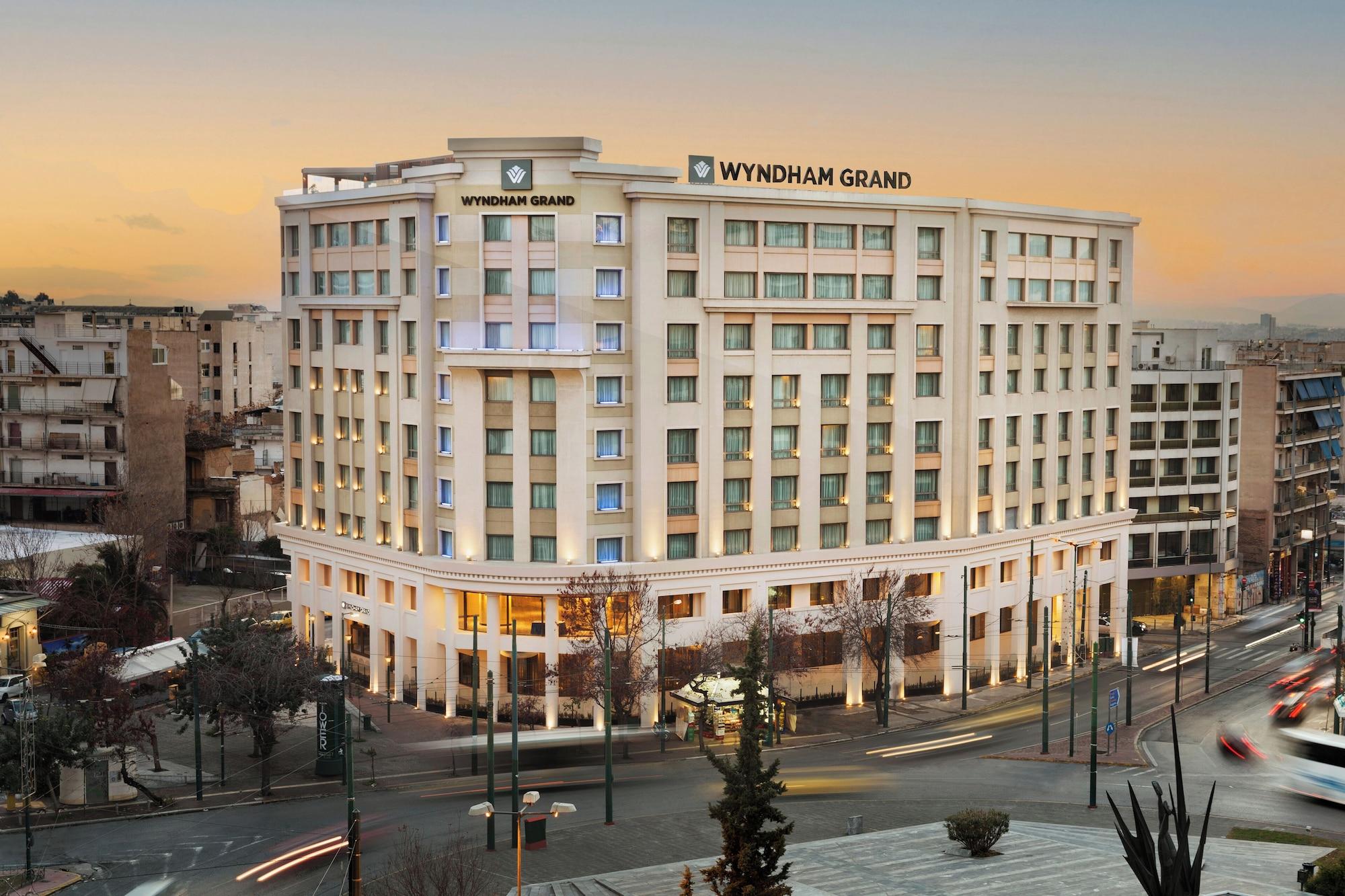 Vista Exterior Wyndham Grand Athens