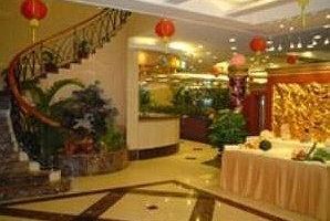 Alojamiento - Majestic Hotel