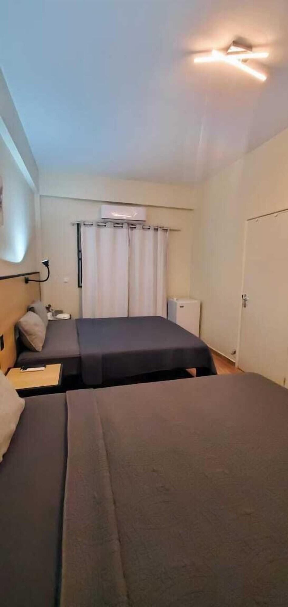 Varios Waterland Suites