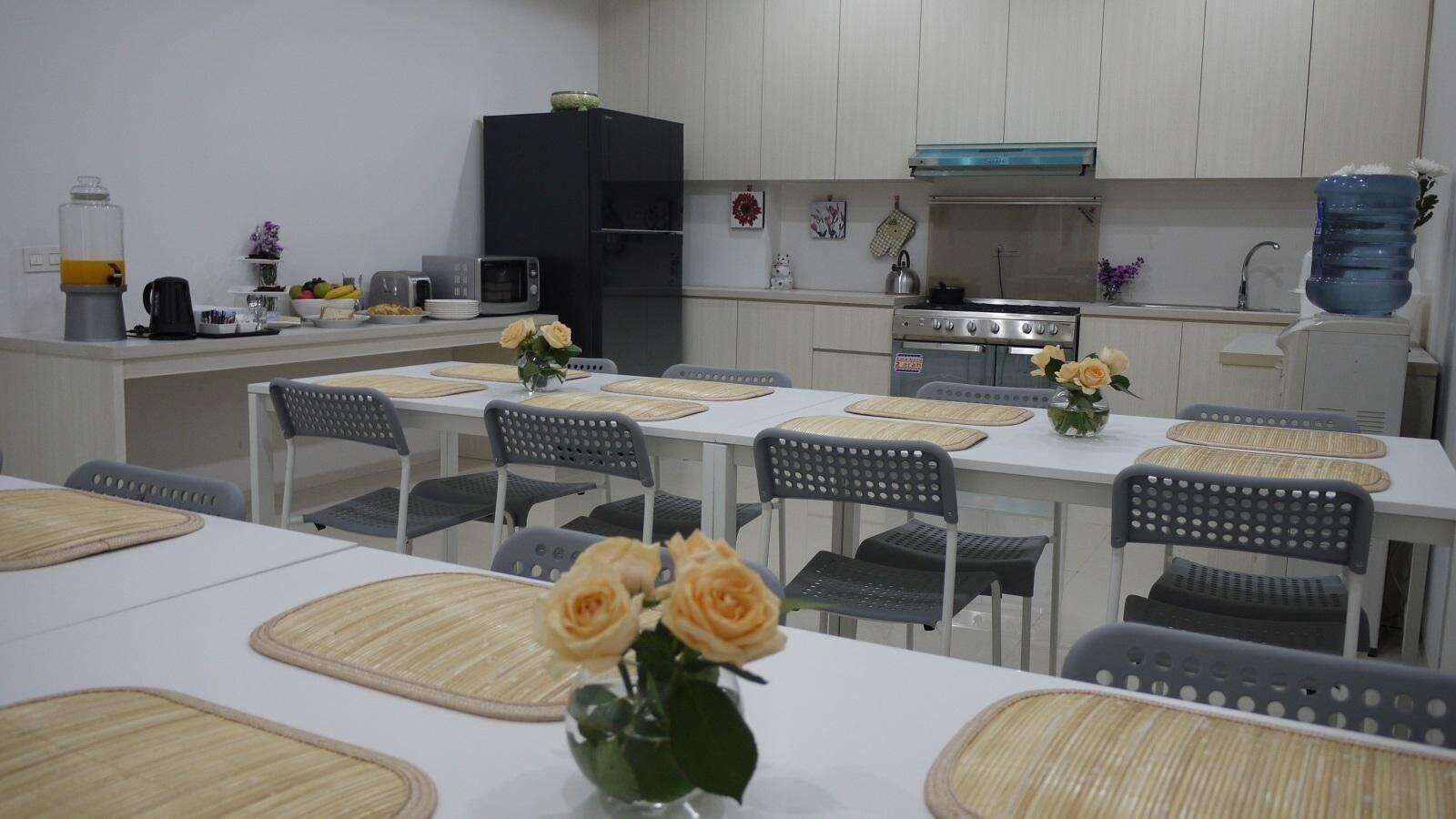 Restaurant MK House SCBD