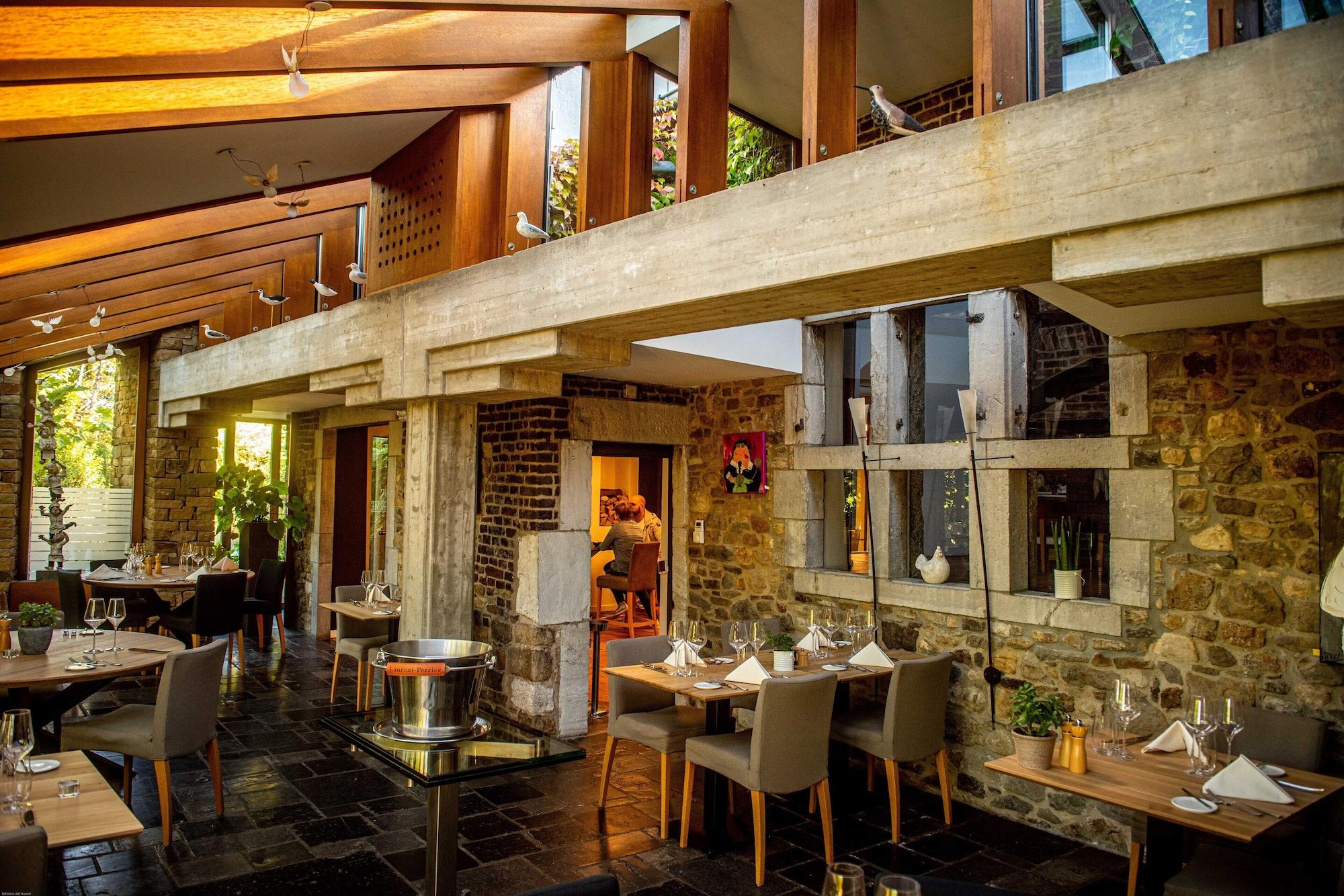 Varios Aux Etangs - Hôtel