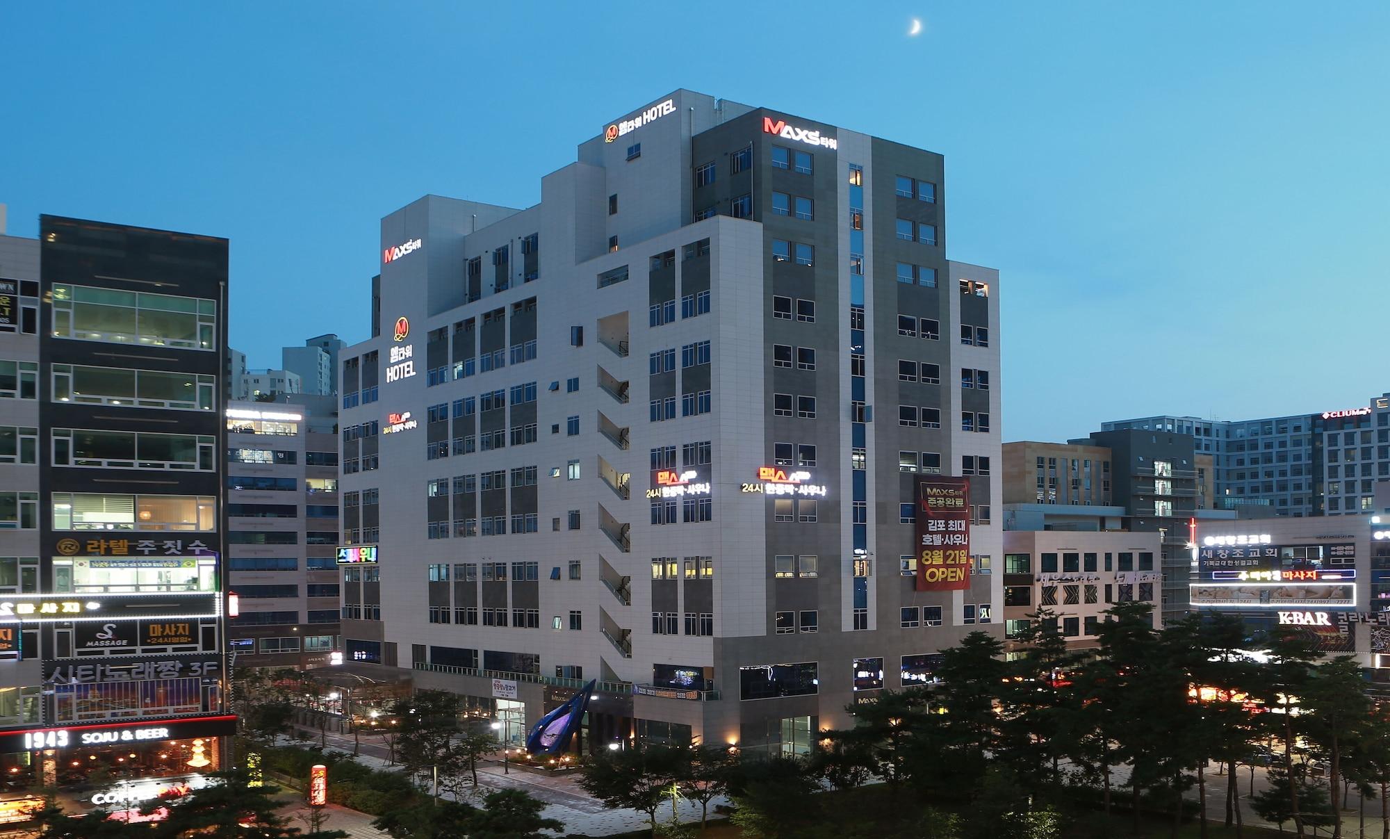 Vista Exterior Gimpo Hotel M Tower