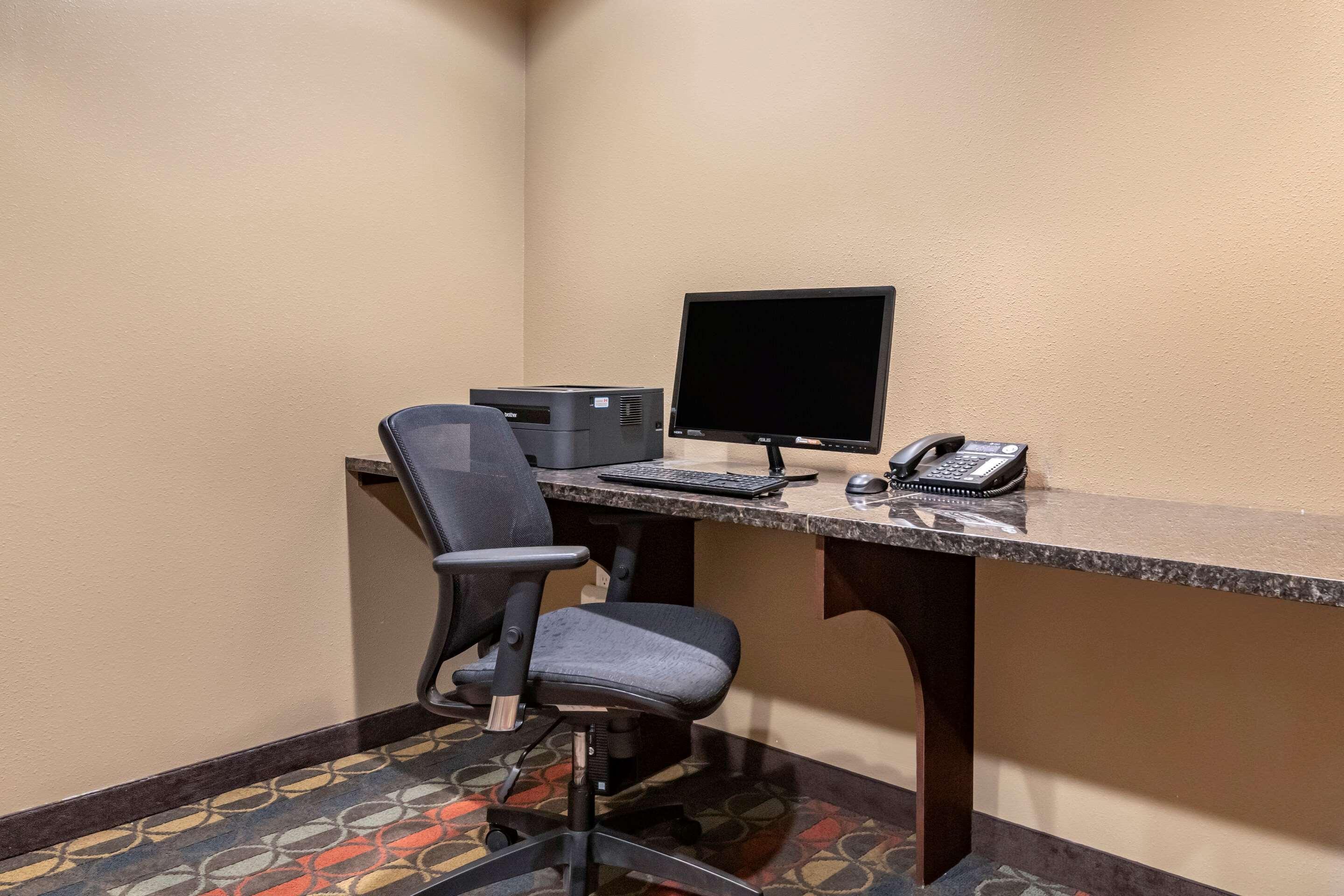 Centro de Negocios Quality Inn & Suites