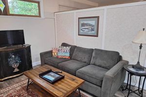 Alquiler Vacacional - Cottage/Studio in Cobble Hill Village - hiking, wineries and more