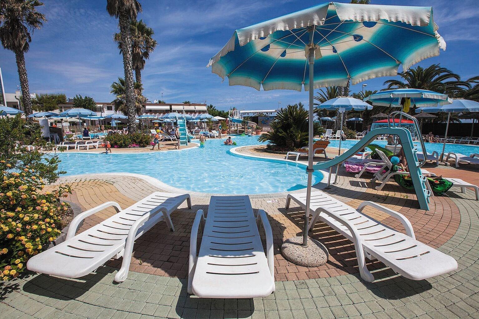 Vista Piscina Victoria Mobilehome Riva Nuova Village