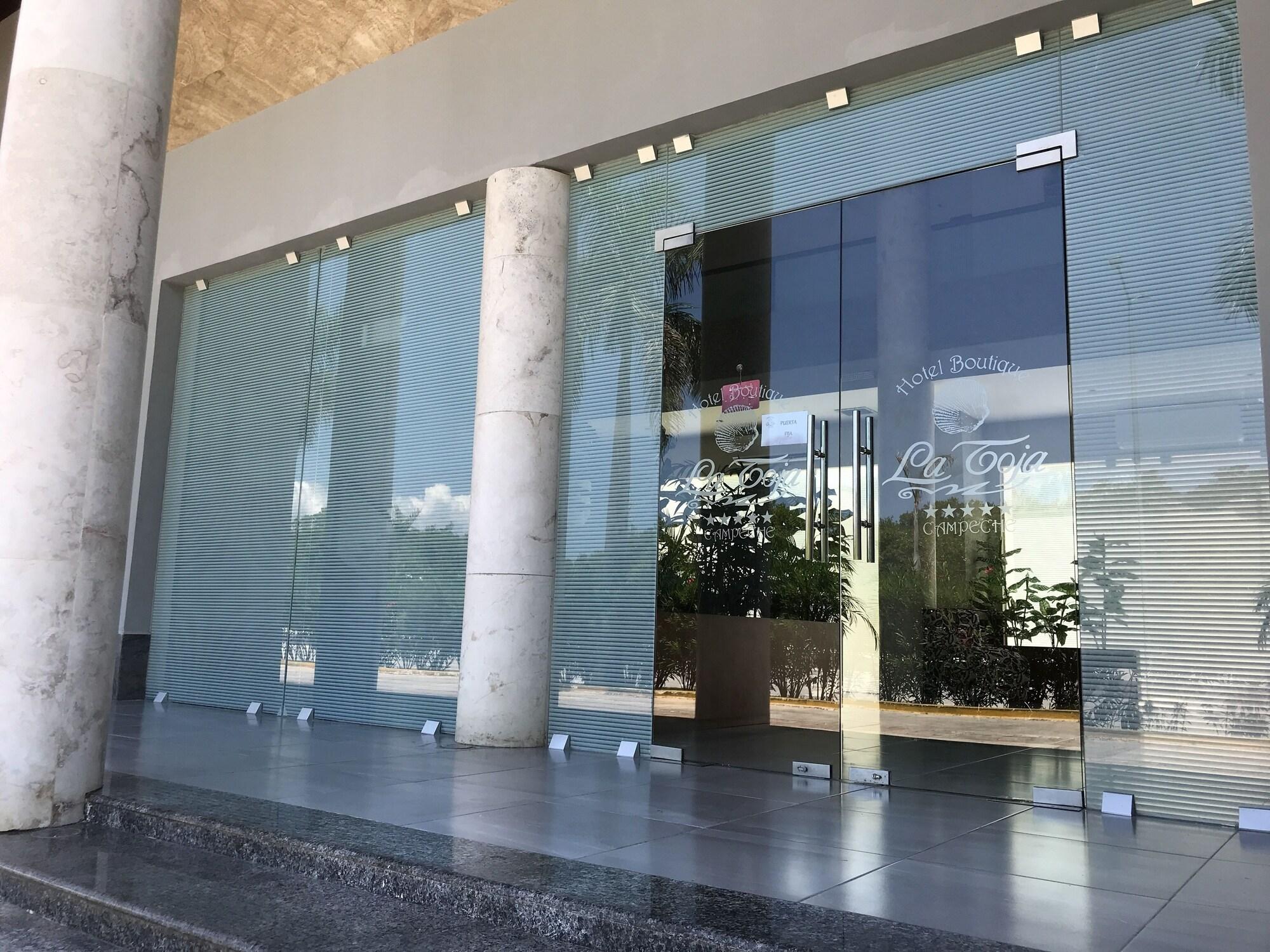 Vista Exterior Hotel Boutique La Toja Campeche