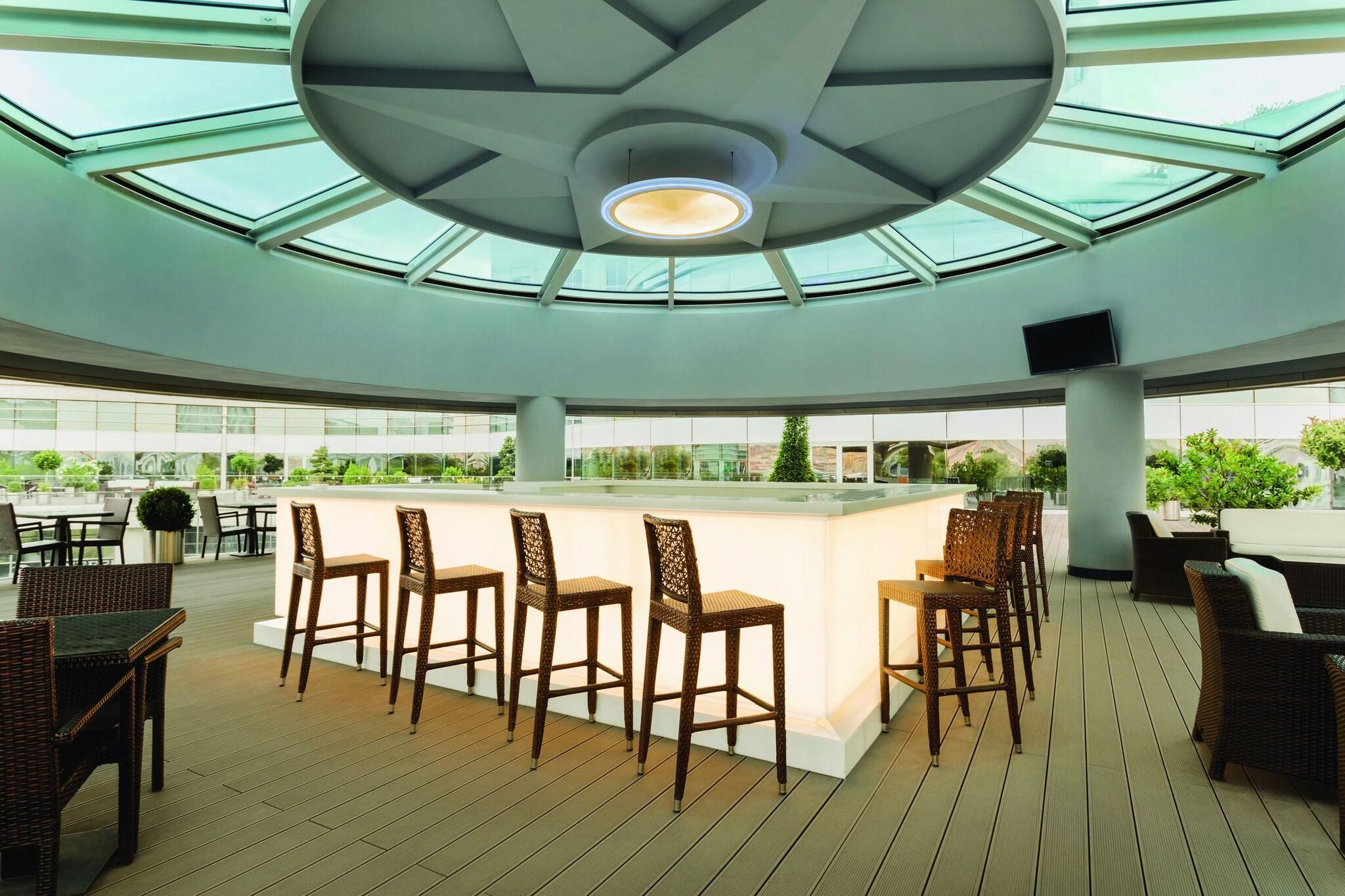 Bar/Salón Wyndham Grand Istanbul Europe