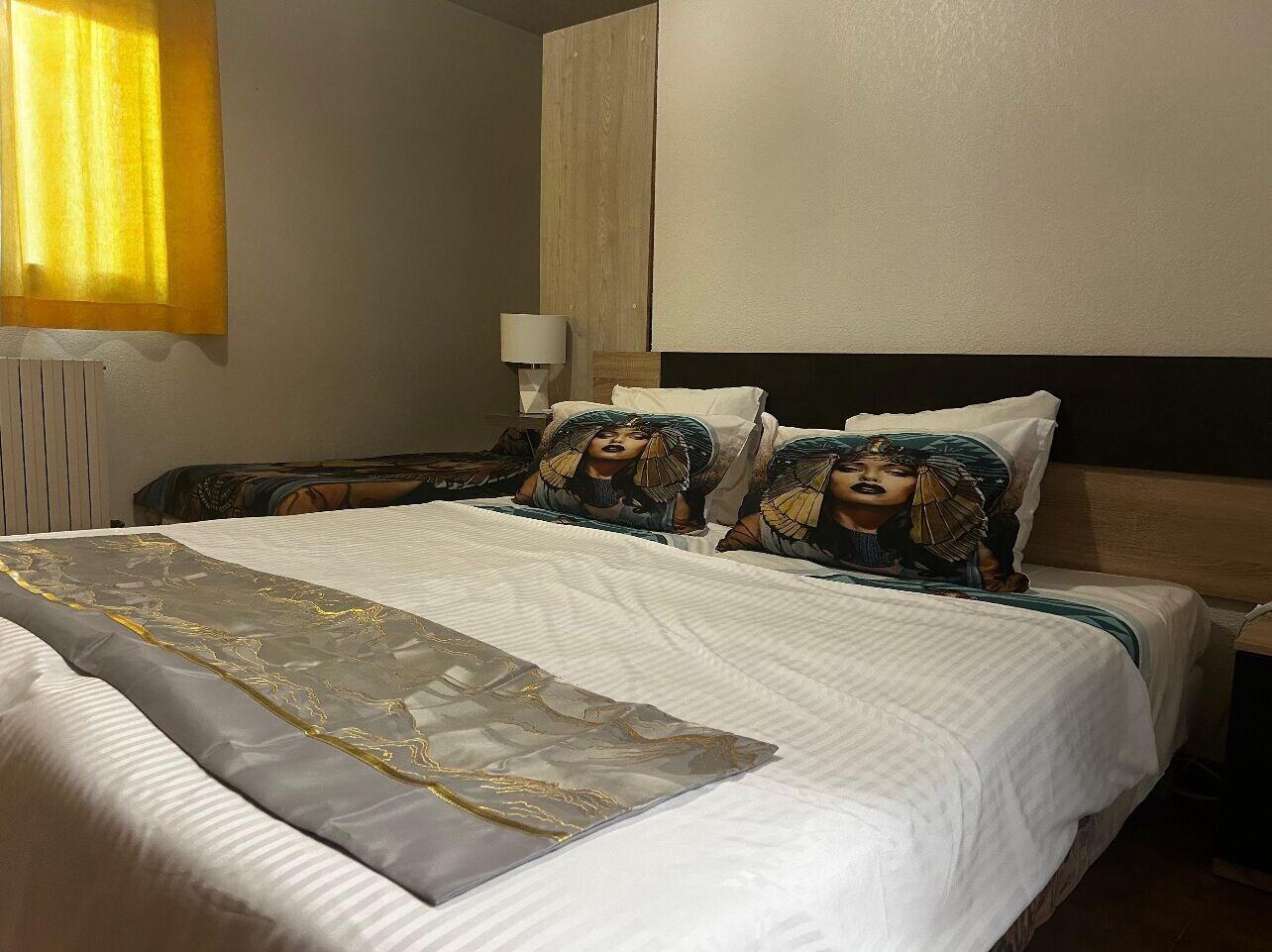 Varios Horus hotel
