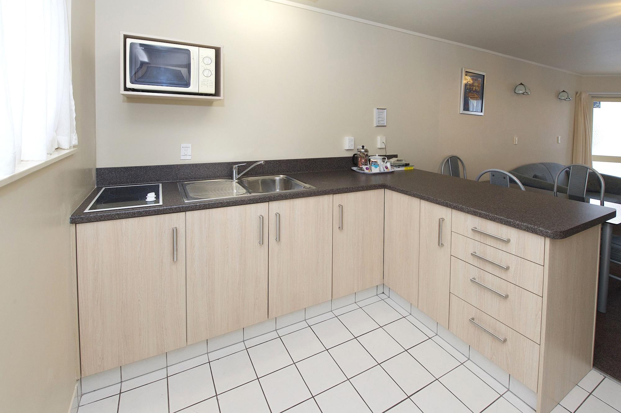 Equipamiento de Habitación Geneva Motor Lodge