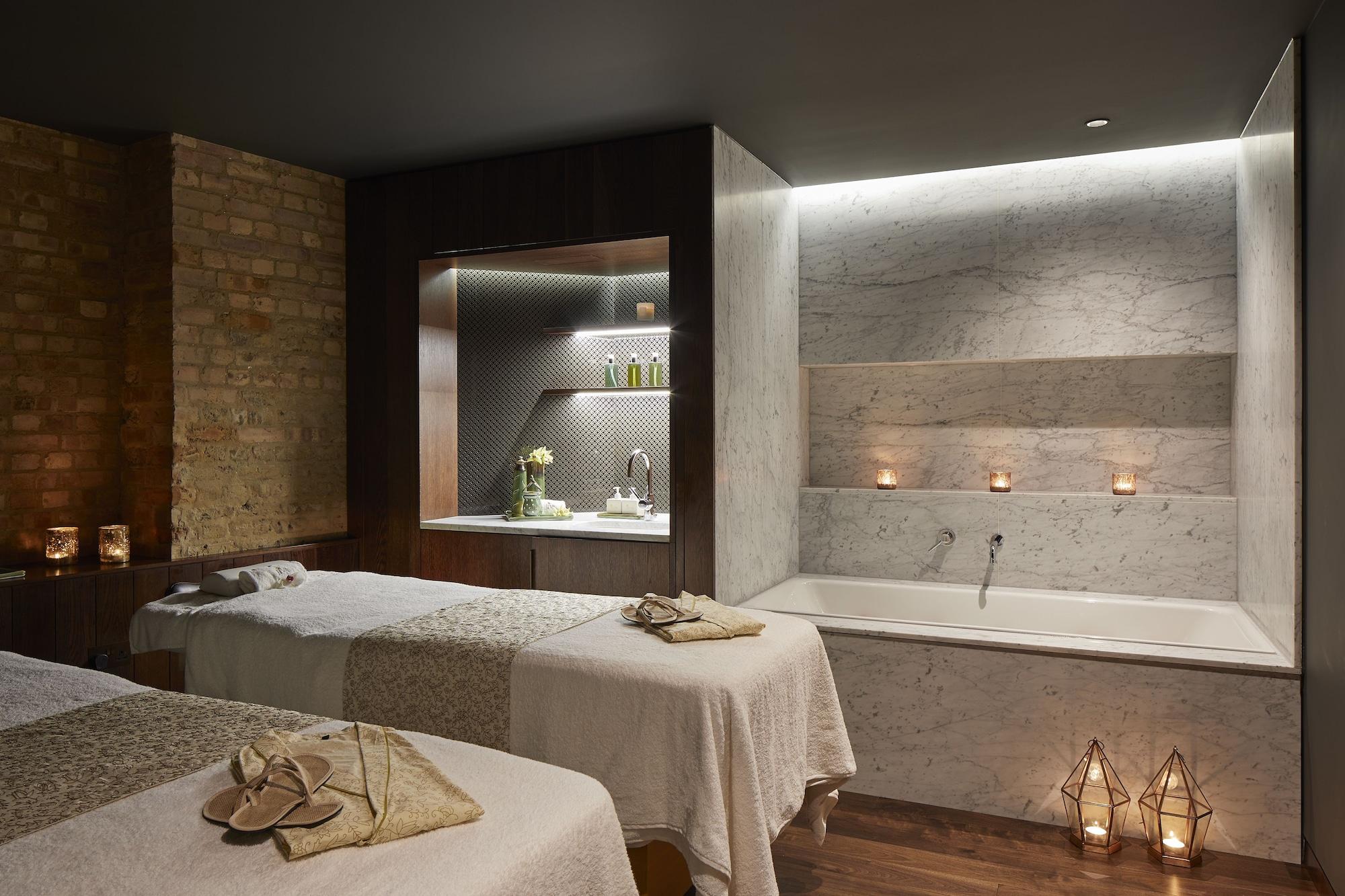 Spa Taj 51 Buckingham Gate, Suites and Residences