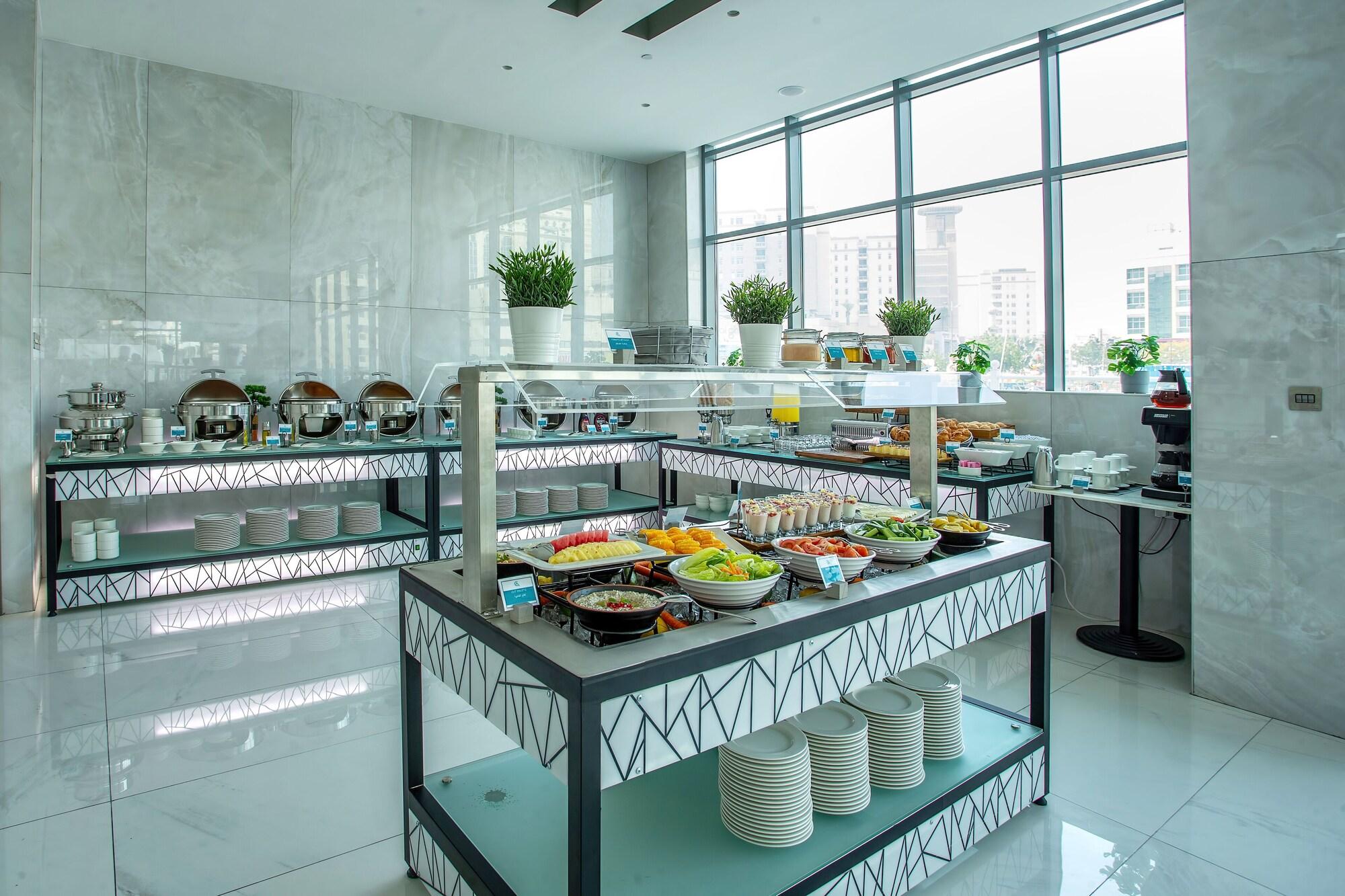 Restaurant City Avenue Al Reqqa Hotel
